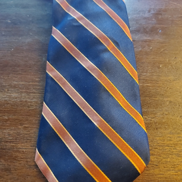 Nautical Mens Tie - Picture 2 of 3